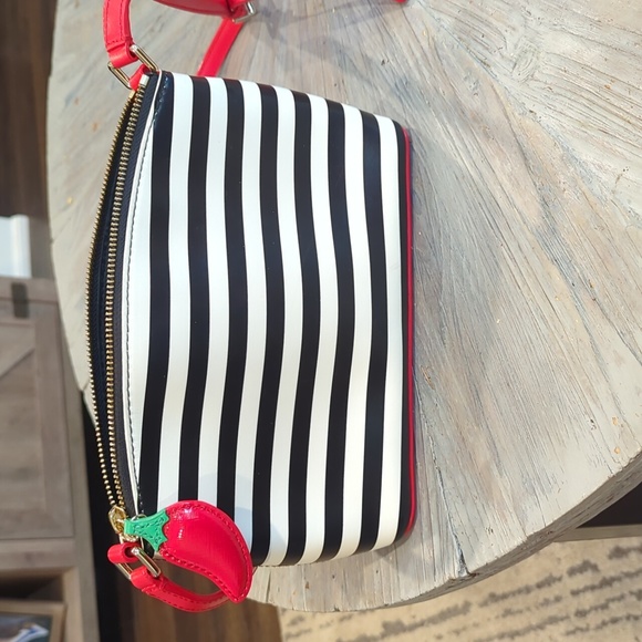 Rare Kate Spade New York EXTRA SPICY MILLIE CROSSBODY like new - Picture 5 of 10
